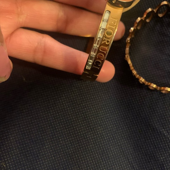 Bangle bracelets - Picture 9 of 16